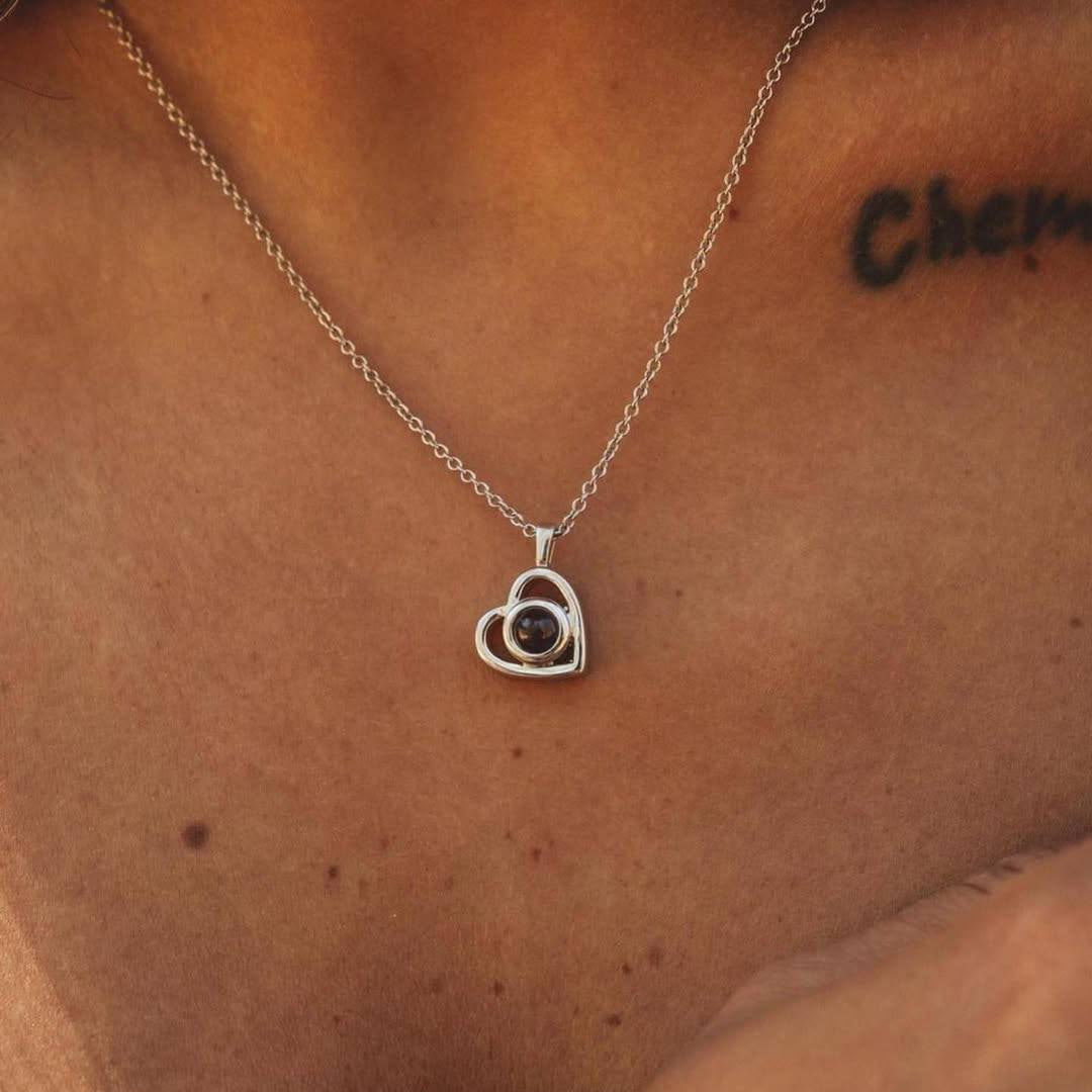 שרשרת לב עם תמונה מוצפנת